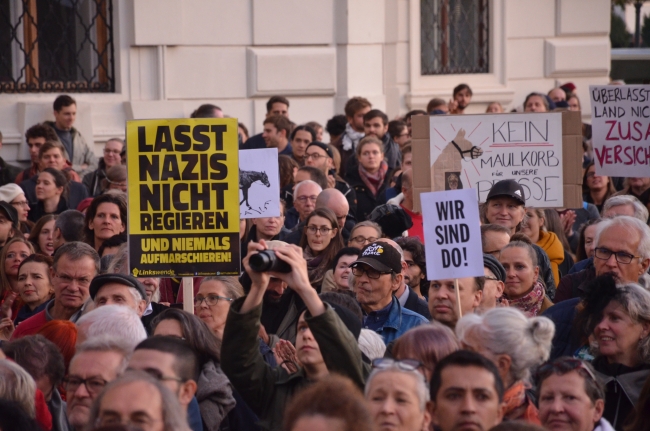 Avusturya’da hükümet karşıtı gösteri